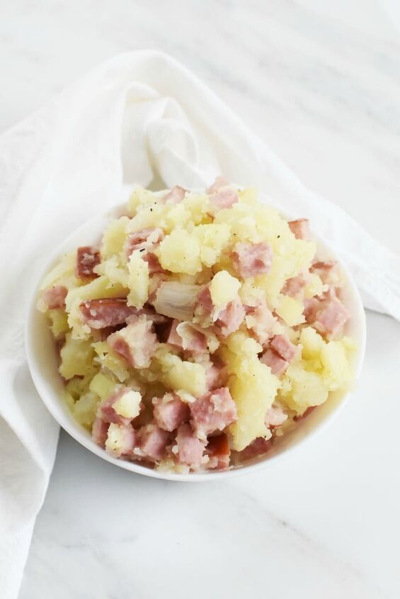 ham potato cheesy quiche recipe, ham and potato quiche filling inside a white bowl