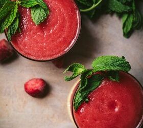 quick and easy watermelon frose, fros in two separate coups garnished with fresh mint