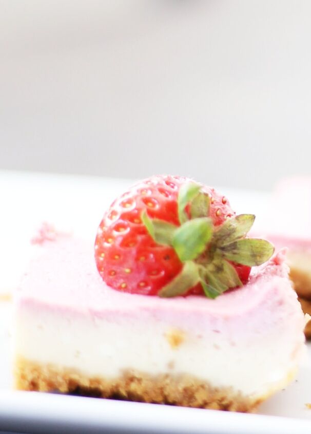 strawberry yogurt bars, strawberry yogurt bars