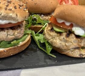 <b>Our dinner suggestion:</b> Feta + dill turkey burgers