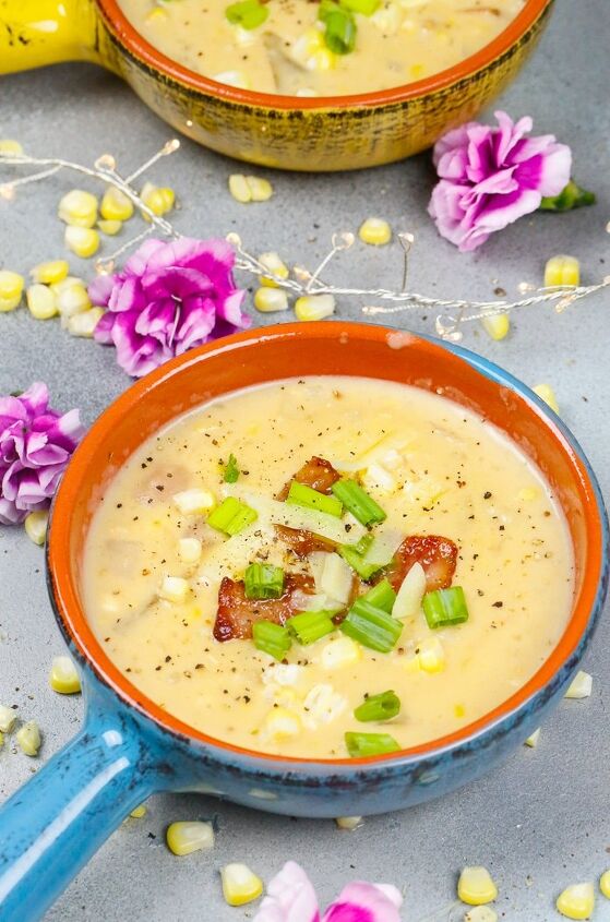 CORN CHOWDER WITH BACON AND CHIVES | Foodtalk