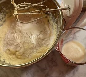 hummingbird cake with easy cream cheese icing