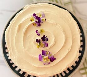 hummingbird cake with easy cream cheese icing