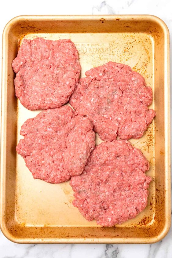 easy to make cast iron skillet burgers, Make the hamburger patties