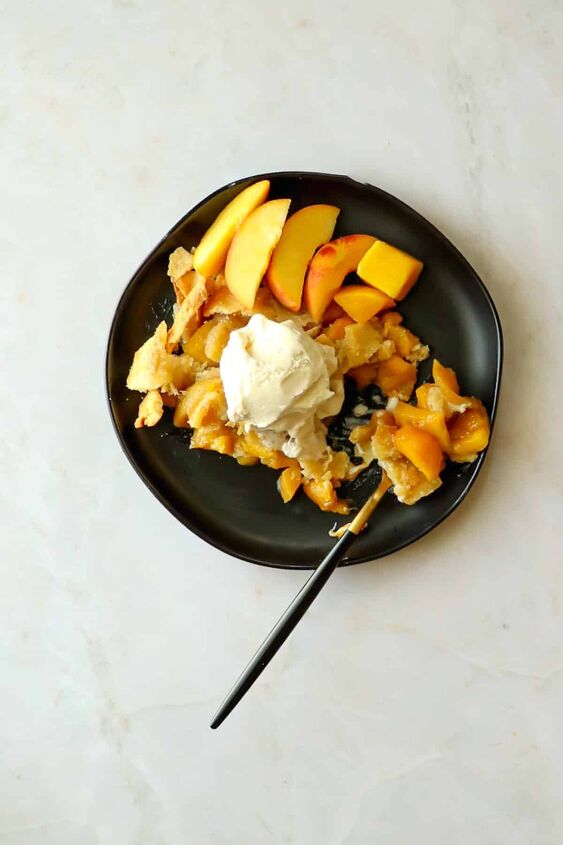 peach mango pie recipe, Plate with pice and ice cream