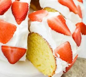 how to make the best strawberries cream lemon cake, Extra Moist Strawberry Lemon Cake