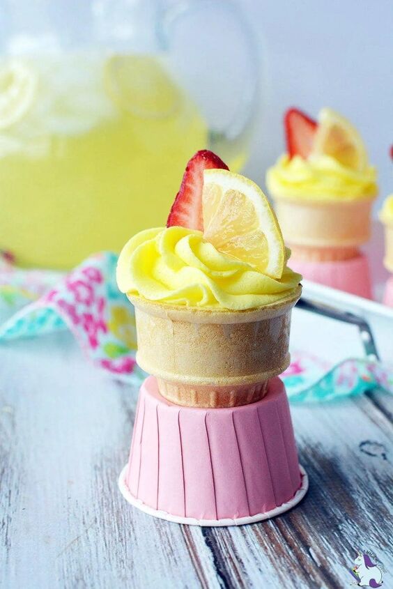 strawberry lemonade cupcakes in a cone recipe, Strawberry Lemonade Cupcakes