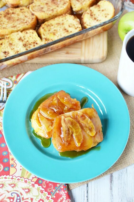 overnight french toast bake with apples, French toast on a blue plate topped with apples