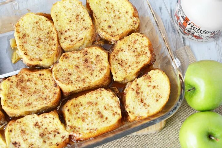 overnight french toast bake with apples, Slices of french toast in a baking dish