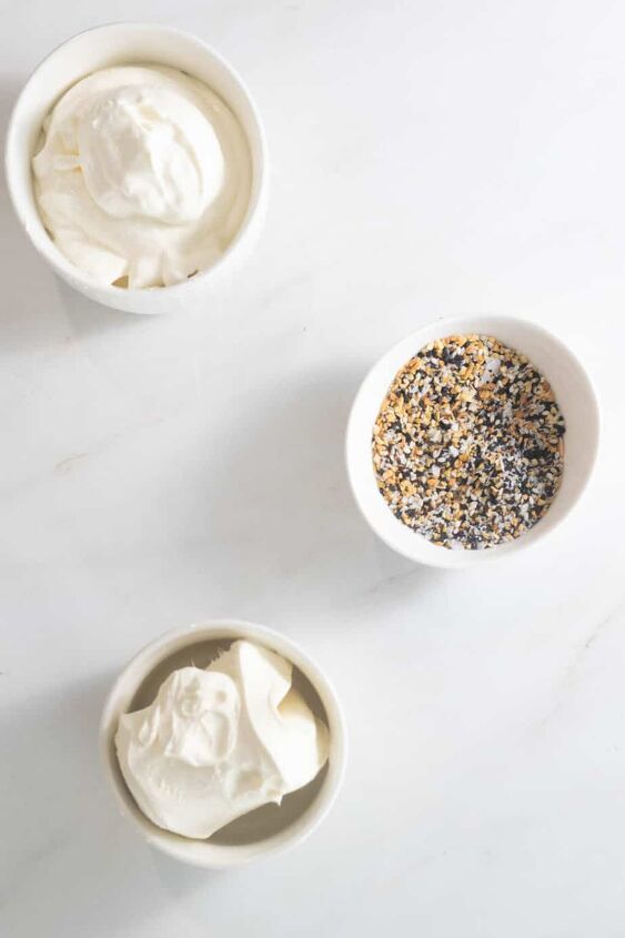 5 minute everything but the bagel dip dairy free, Ingredients for this dip in individual bowls