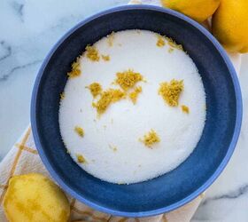 how to make lemon sugar to flavor desserts and drinks, Mix the lemon zest and sugar