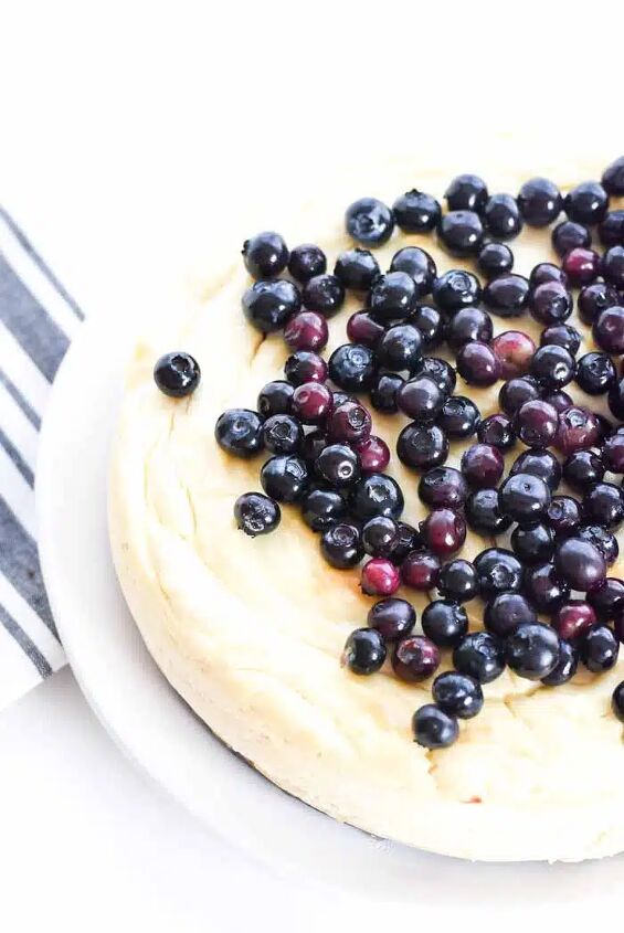 low carb crustless keto cheesecake with blueberries, Keto Crustless Cheesecake