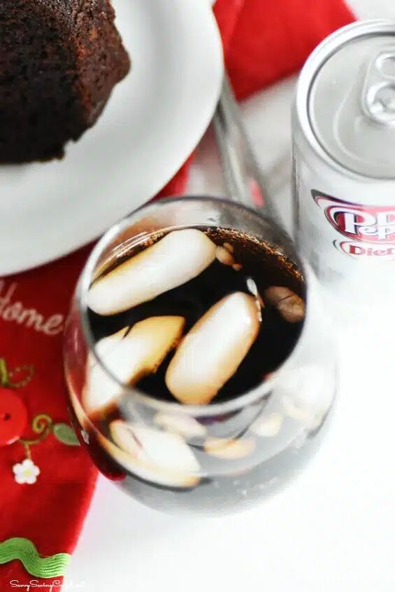 dr pepper r cake easiest recipe ever, Dr Diet Pepper in glass