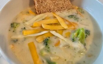 Panera Dupe Broccoli and Cheddar Soup