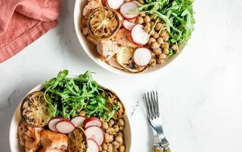 Easiest Ever Salmon With Chickpeas and Arugula!