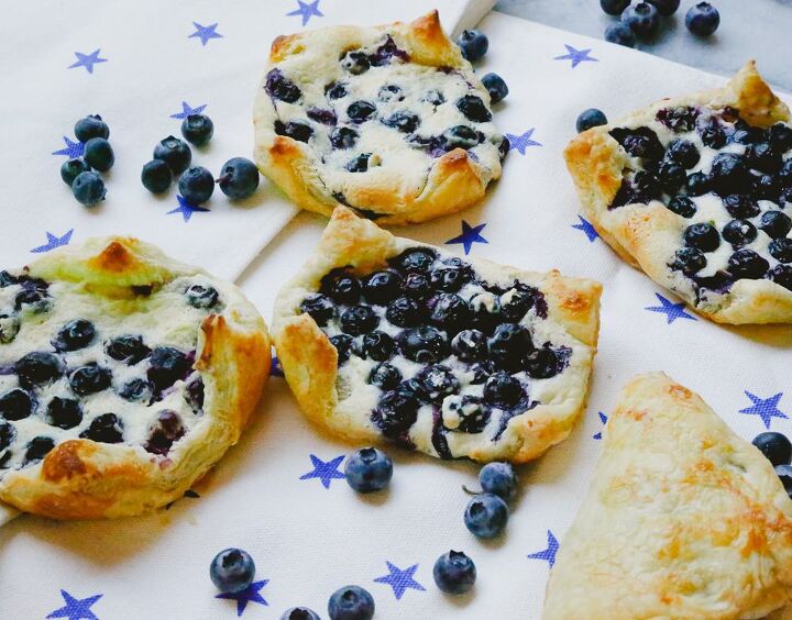 easy blueberry puff pastry turnovers, Hot out of the oven gorgeous puff pastry turnovers with blueberries