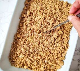 <u>Mix 3 cups of Bisquick with THIS for an absolutely delicious treat</u>