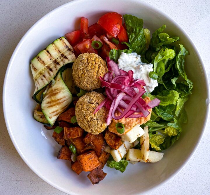 Summer Power Bowl: Greek Style | Foodtalk