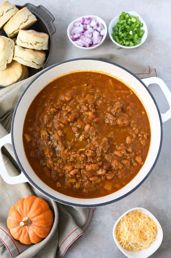 sweet and smoky pumpkin chili, A Dutch oven loaded with pumpkin chili