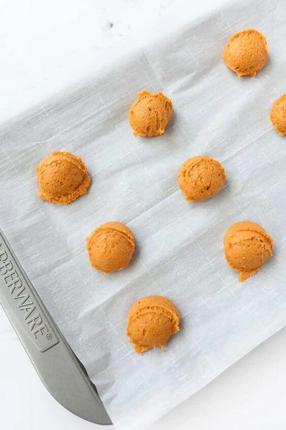 pumpkin spice cake mix cookies, Mounds of pumpkin cookie dough on a cookie sheet