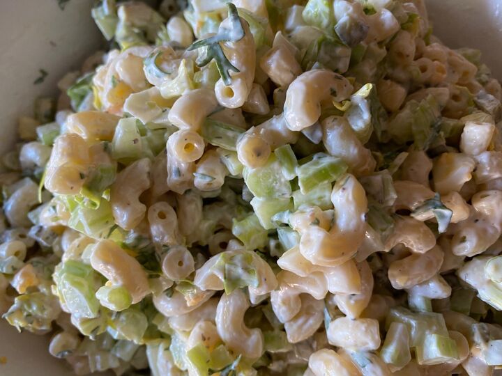 creamy macaroni salad