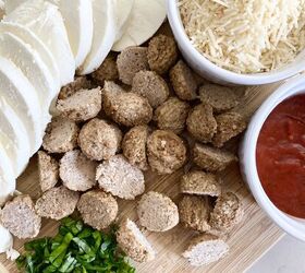 <b>Our dinner suggestion:</b> Grilled meatball pizza