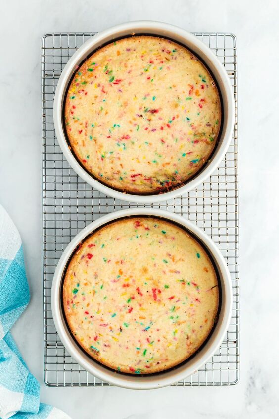 how to make a funfetti rainbow cake perfect for every celebration, funfetti cake pans cooling