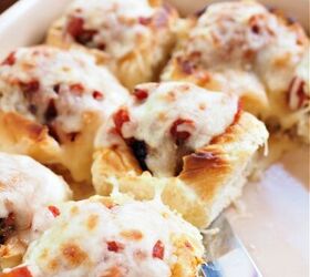 She puts dinner on the table in no time with this genius meatball idea!