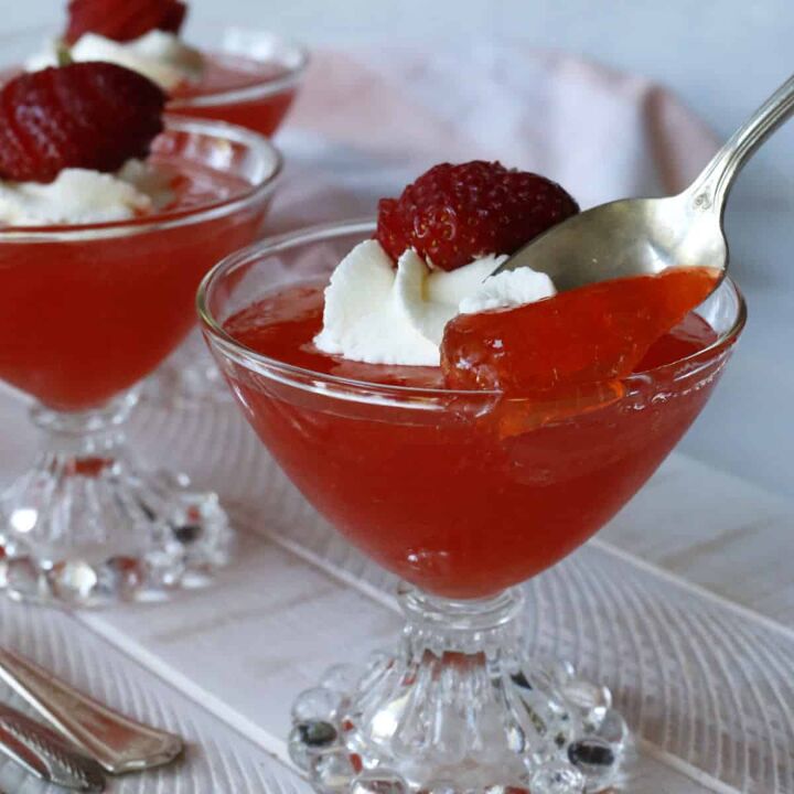 strawberry gelee with chardonnay, A fruity summer dessert
