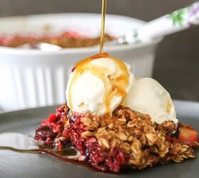 Apple And Berry Crumble With Healthy Crumble Topping