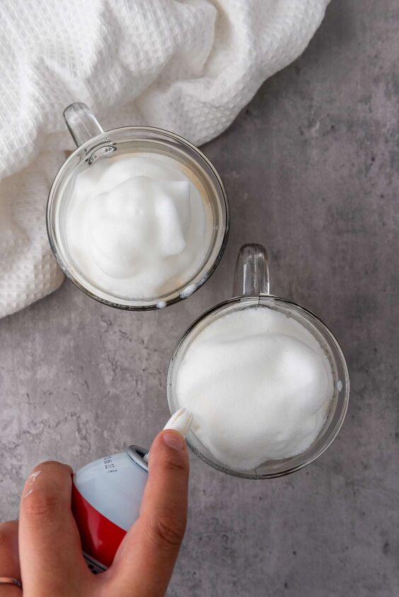 delicious vanilla latte recipe to make at home, Add Whipped Cream to Vanilla Latte