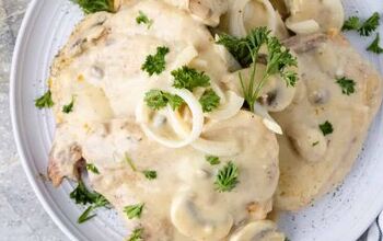 Easy Crock Pot Pork Chops and Gravy