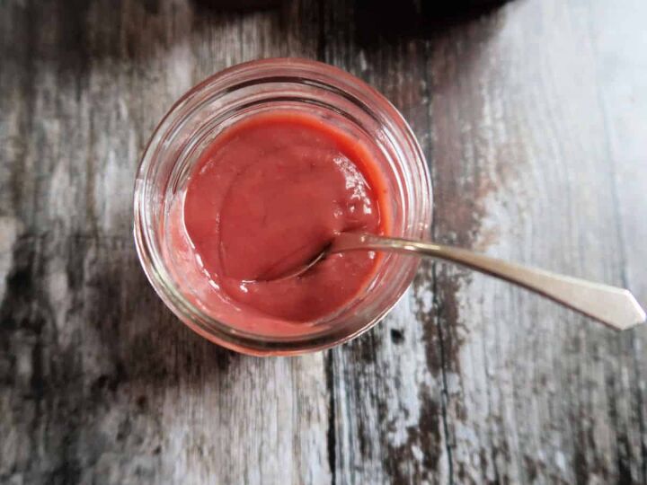 Sloe berry curd is a delicious creamy fruit curd with a beautiful vibrant plum colour This quick and easy sloe recipe uses frozen fruit to produce a moreish delicate preserve which is a million miles away in taste from the astringent sloe berries in their raw form