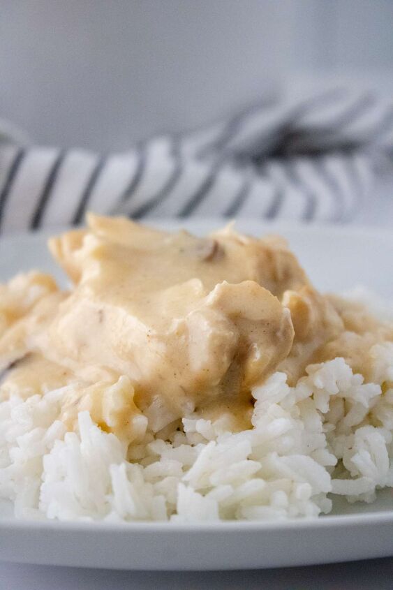 easy slow cooker smothered chicken recipe, Smothered Chicken