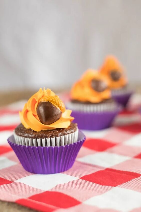 nutty by nature fall themed cupcakes recipe, Fall Themed Cupcakes