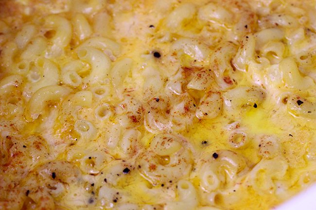 awesome slow cooker macaroni cheese with just 5 ingredients, Say what 5 Ingredient Mac Cheese Unbelievable Mac Cheese in your slow cooker