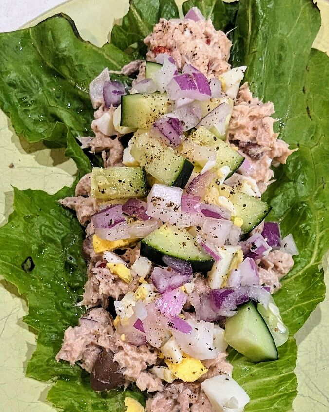 not your mama s tuna salad, Mediterranean tuna salad lettuce wrap