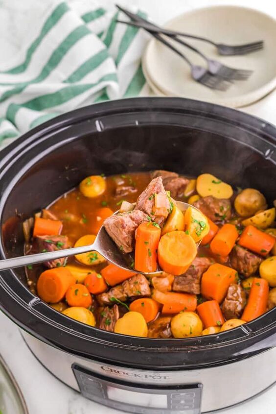 mississippi pot roast with potatoes and carrots crock pot, Slow Cooker Irish Stew
