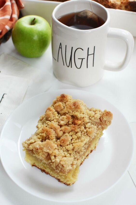 organic apple spice crumb cake made with mayonnaise, Apple Spice Cake 1