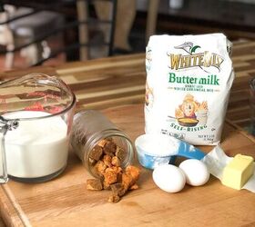 Cracklin' Cornbread | Foodtalk