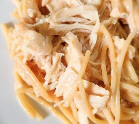 <b>Our dinner suggestion:</b> Slow cooker chicken pasta