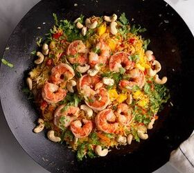 <b>Our dinner suggestion:</b> Shrimp & pineapple fried rice