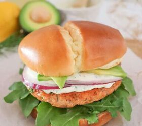 <b>Our dinner suggestion:</b> Fresh salmon burgers