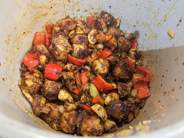 slow cooker sausage chilli pot