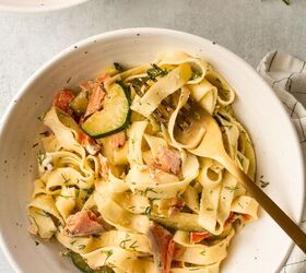 <b>Our dinner suggestion:</b> Salmon pasta without cream