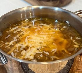 12 easy dump and go crockpot slow cooker recipes, French Onion Soup