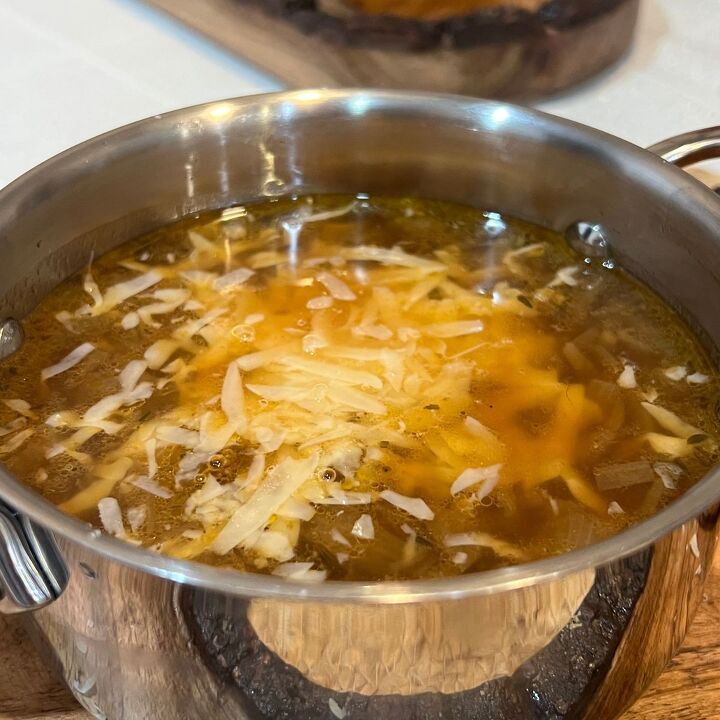 12 easy dump and go crockpot slow cooker recipes, French Onion Soup