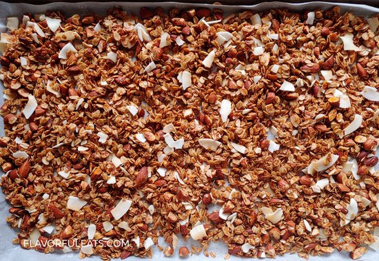 cinnamon almond granola