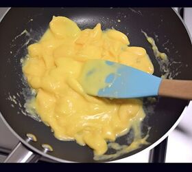 the secret to the fluffiest scrambled eggs ever