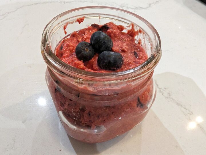 pear beetroot and blueberry overnight oats